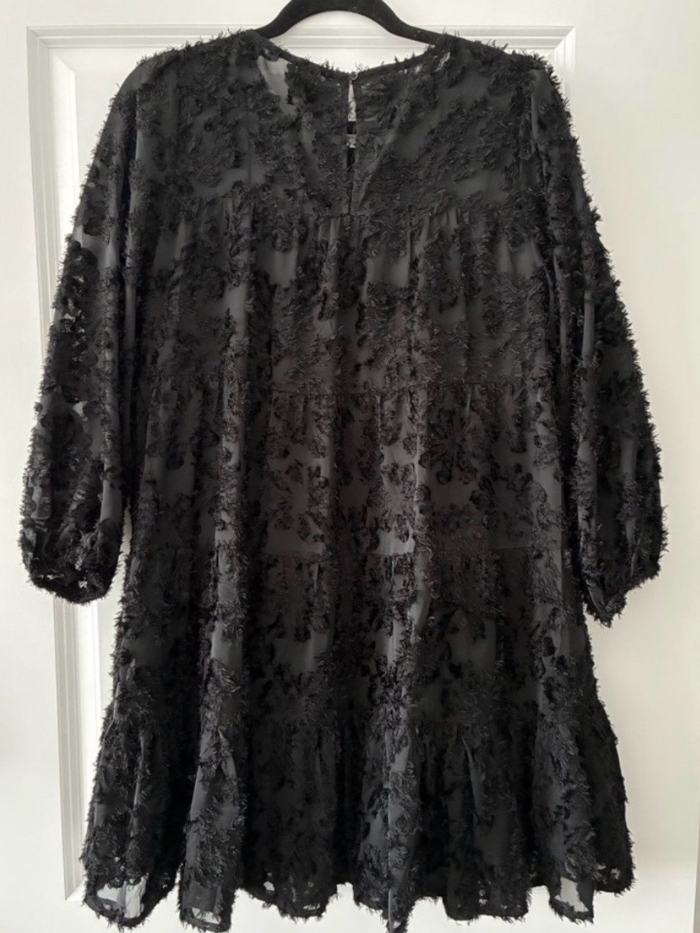 Simons ICONE Black Textured Sheer Evening Dress size L - Picture 4 of 8